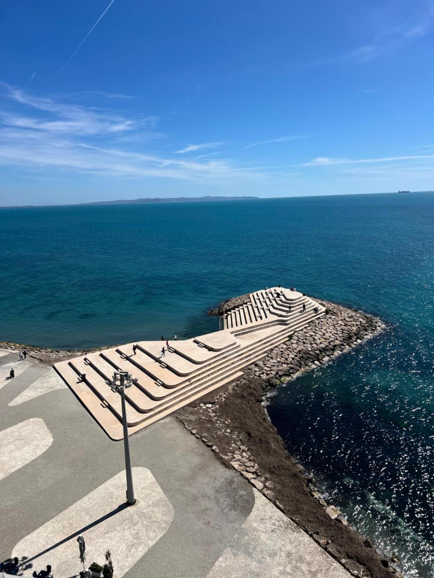 Elly Apartment Durres Bagian luar foto