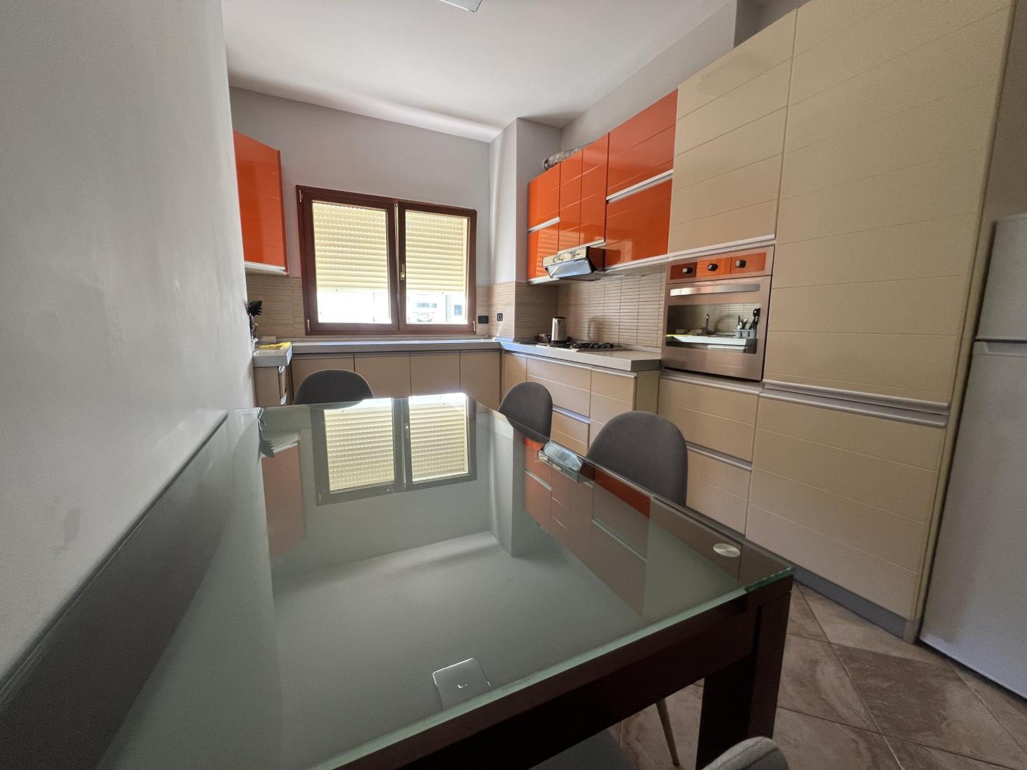 Elly Apartment Durres Bagian luar foto