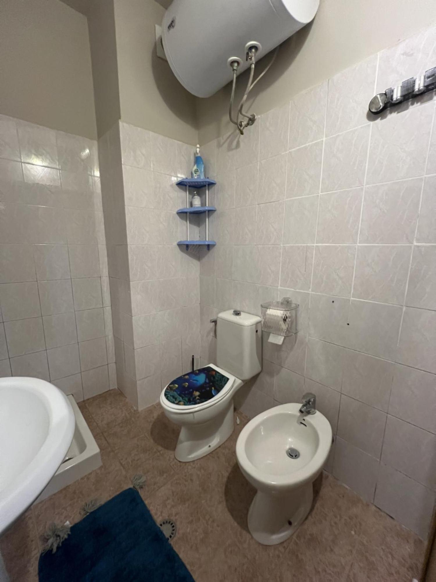 Elly Apartment Durres Bagian luar foto