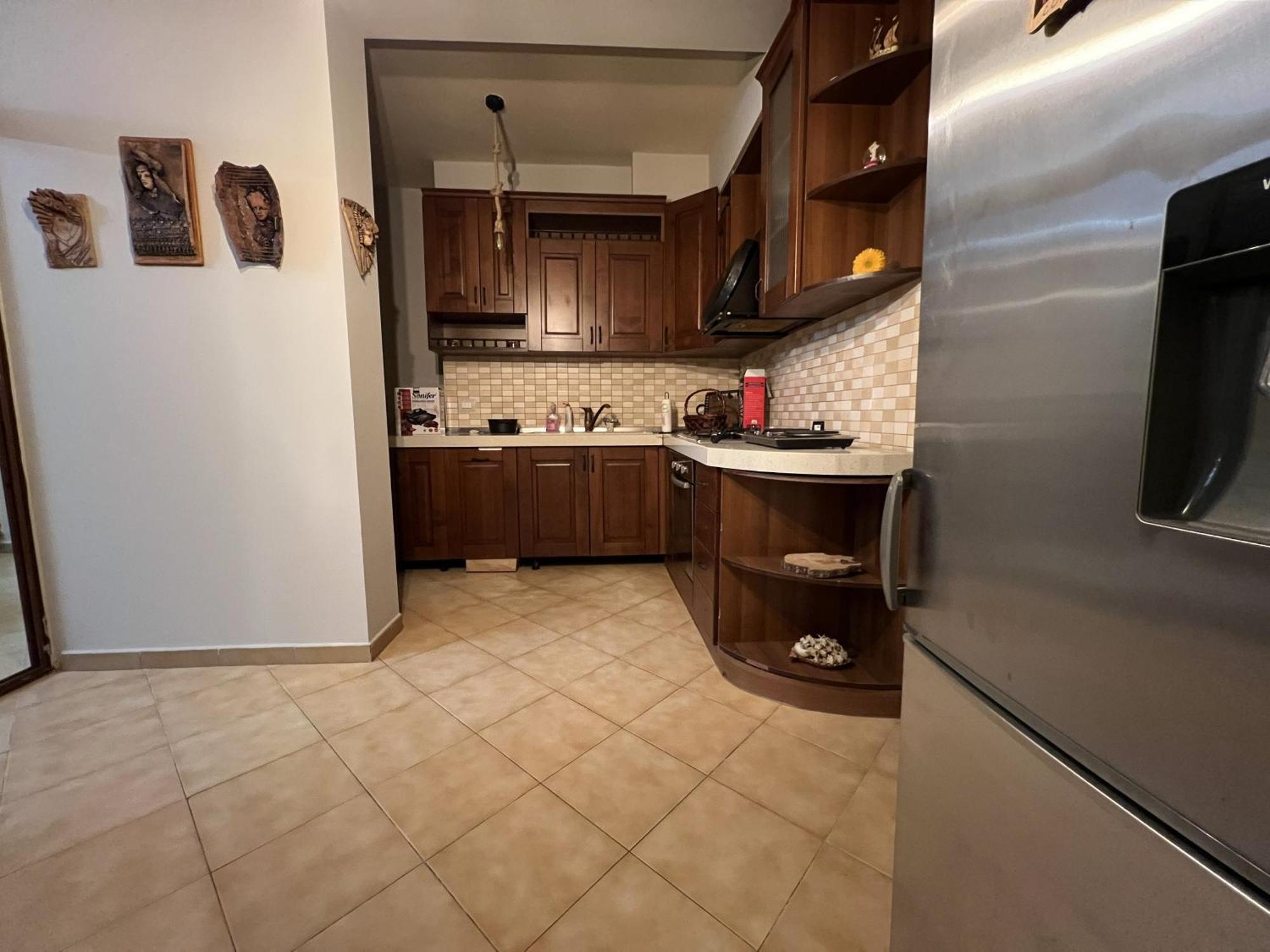 Elly Apartment Durres Bagian luar foto